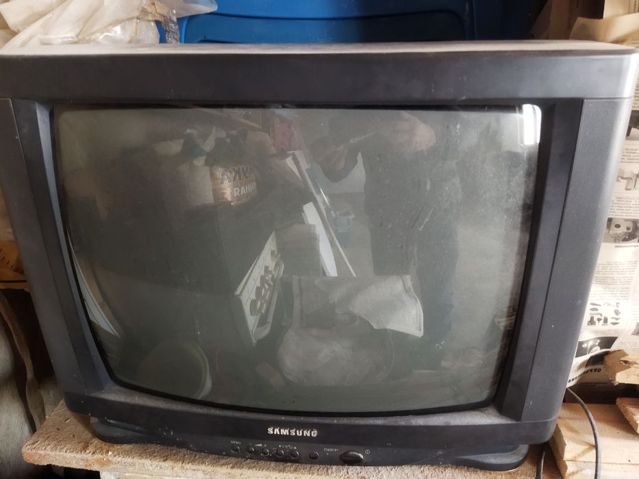 Продается телевизор самсунг