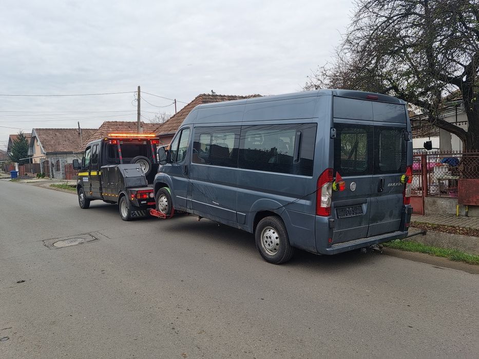 Tractari auto / Tractări Autoutilitare/Tractări  Dube XXL/Roți blocate