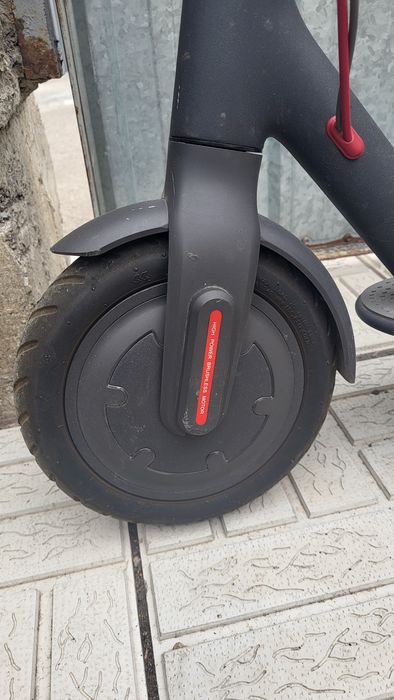 Электросамокат Xiaomi M365