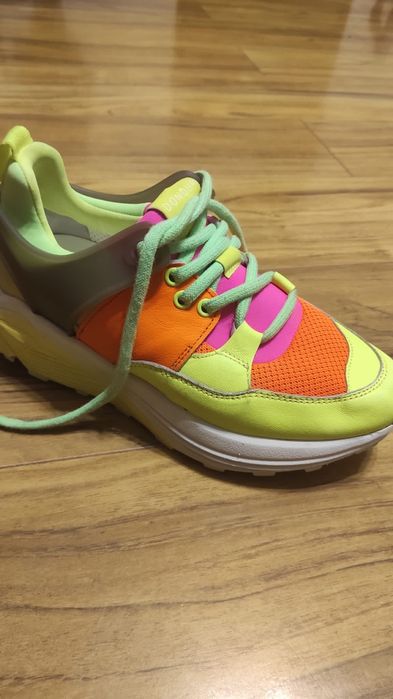 Adidași Dondup, firma italiana de lux