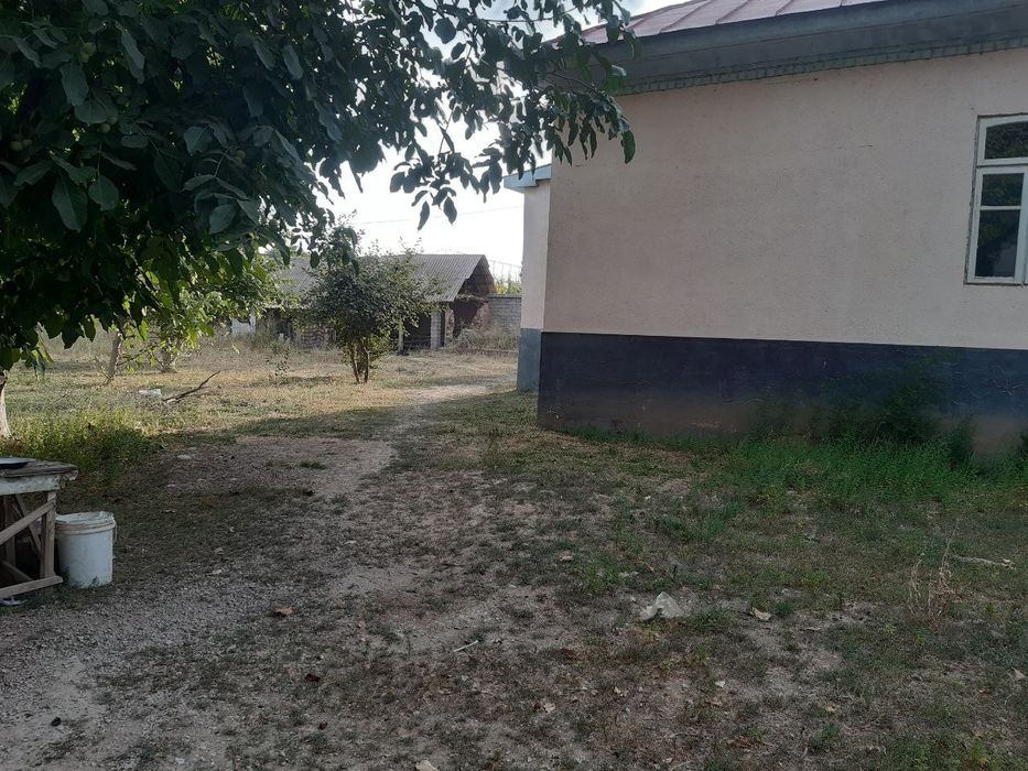 Xovli  uy  sotiladi