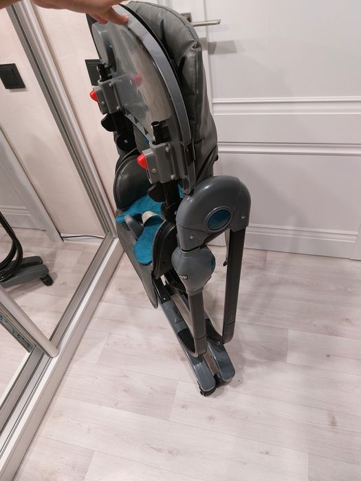 Детское кресло в хорошем качестве