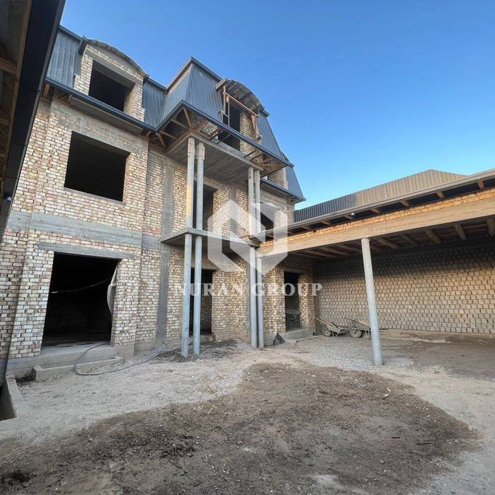 Шайхонтоҳур тумани, Эски жарариқ махалласида каробка уй сотилади.