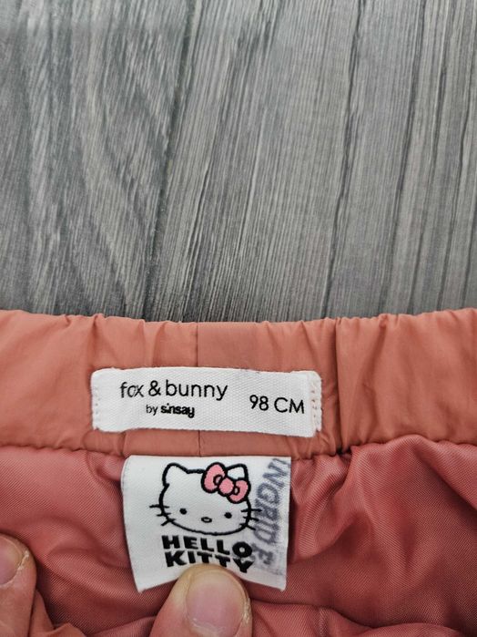 Pantaloni copii Hello Kitty captusiti, marime 98, stare foarte buna
