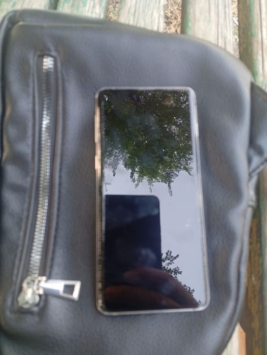 Samsung galaxy S10 продается