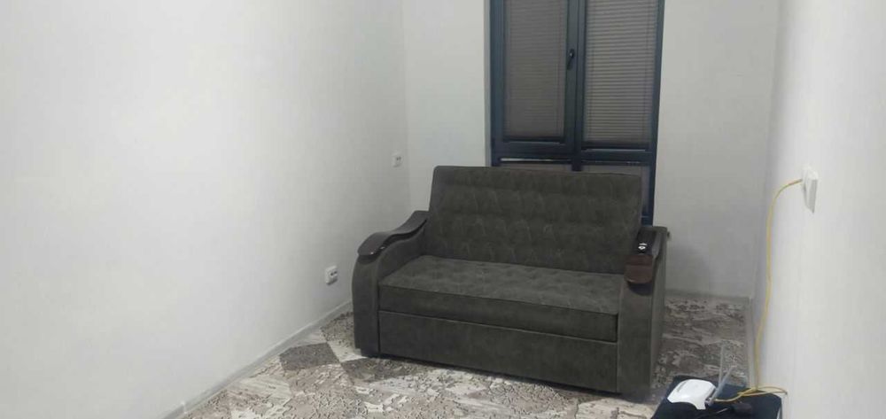 In the Yashnabad district, a two-room apartment is for rent.