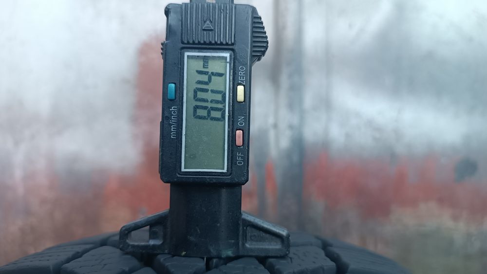 225/65/17 Bridgestone Дот 2923