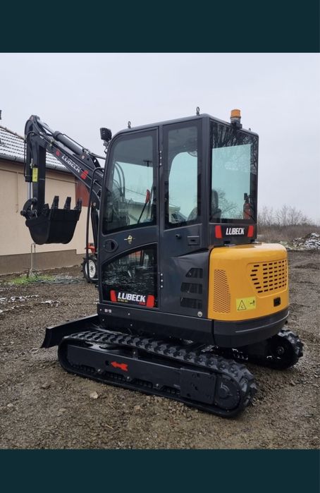 Execut lucrari cu Miniexcavator/Buldoexcavator/Miniincarcator