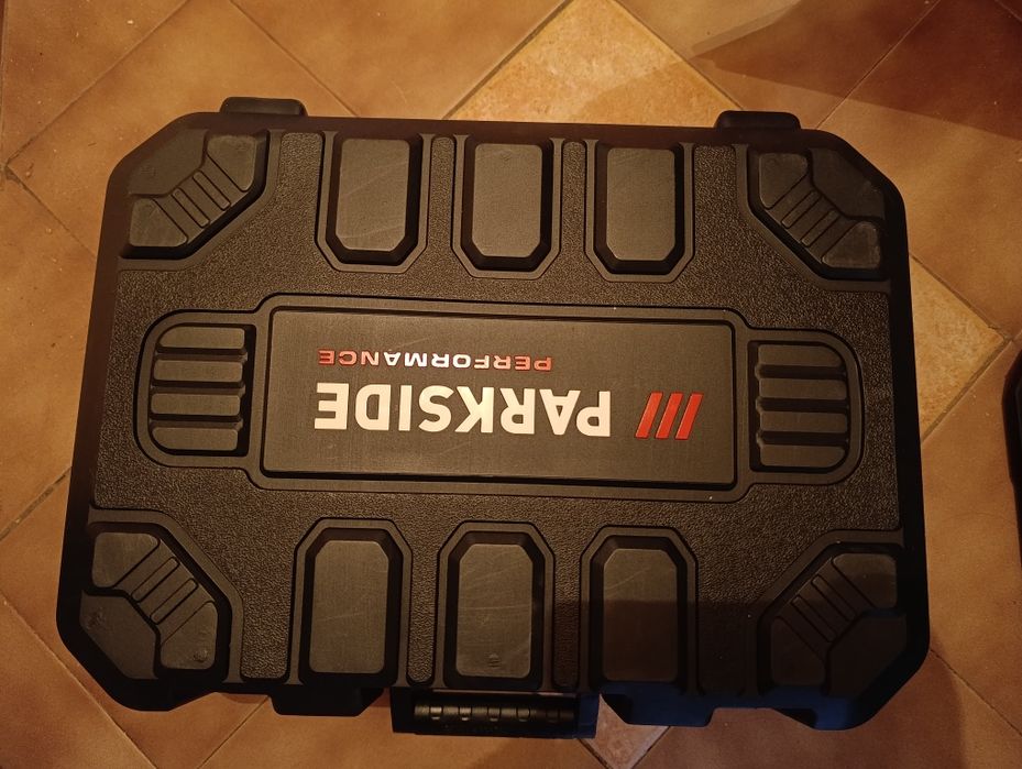 Куфар Parkside за ъглошлайф