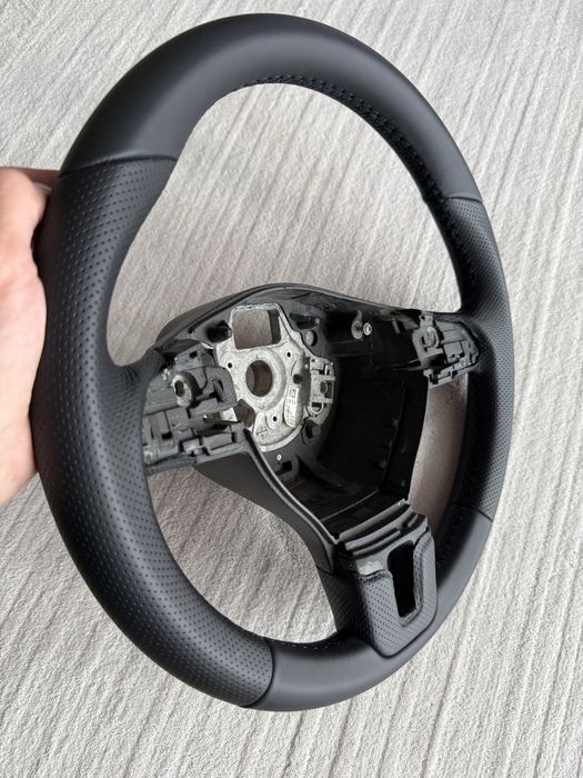 Volan VW Golf 6, Passat B6, B7, CC comenzi + padele