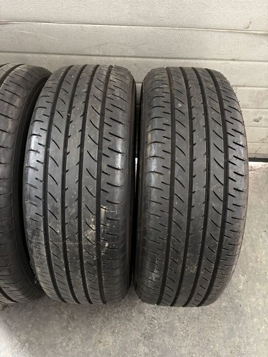 225 60 18 Yokohama 99% nerulate.