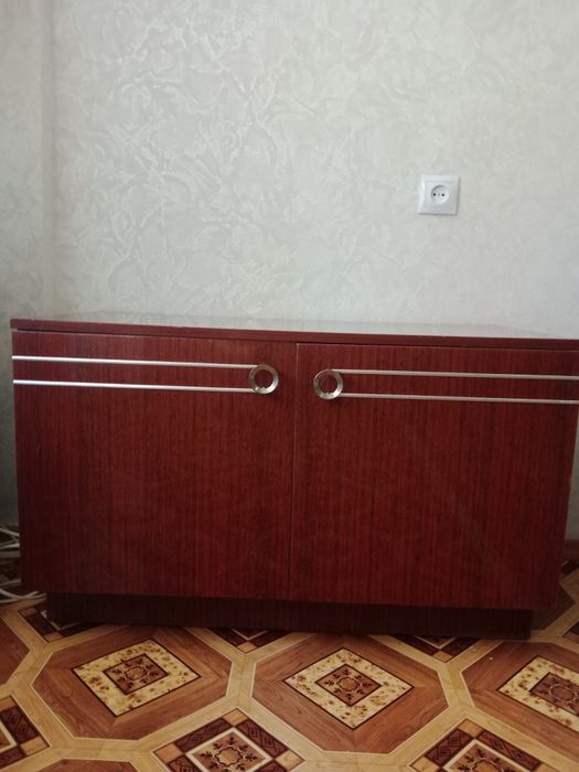 Тумба. Шкаф. Мебель