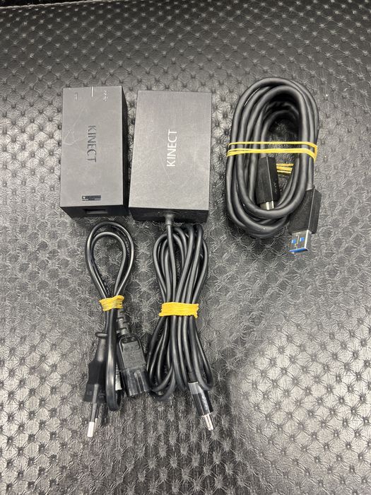 XBox One S 1TB + Kinect Camera Full accesorii Garantie