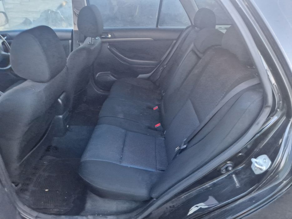 Dezmembrez Toyota Avensis T25 2.0 126 cp 1AD-FTV 2006-2009