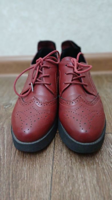 Продам обувь на осень и весну