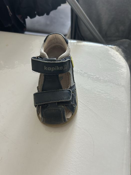 Продам сандали капика оригинал,19