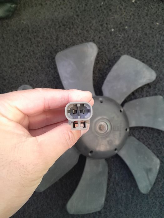 Диффузор моторчик Мазда мпв