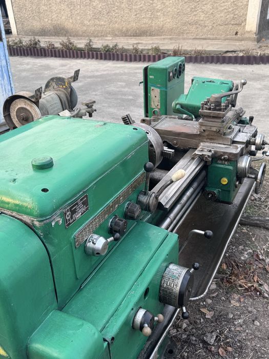 Токарный станок 1 К 62