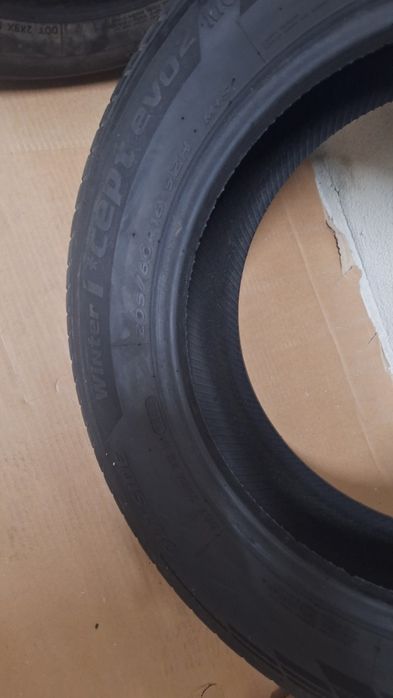 7mm! 205 60 16 Hankook winter icept evo