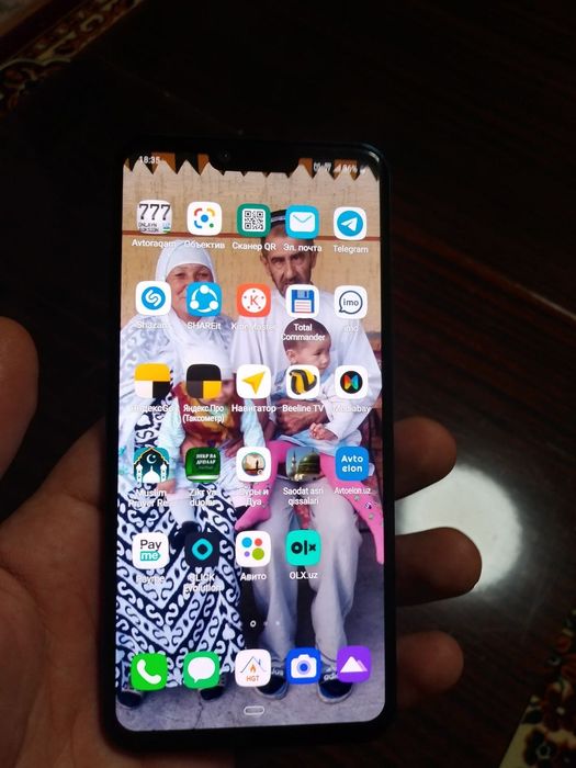 LG G8 ThinQ 6/128    snapdragon 855