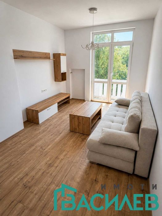 Дава се под наем Двустаен апартамент в София, Център - 65 кв.м за 850 € - Снимка #2