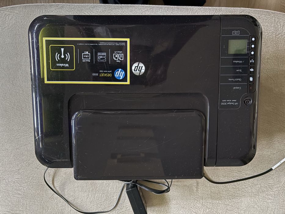 HP DeskJet3050 принтер