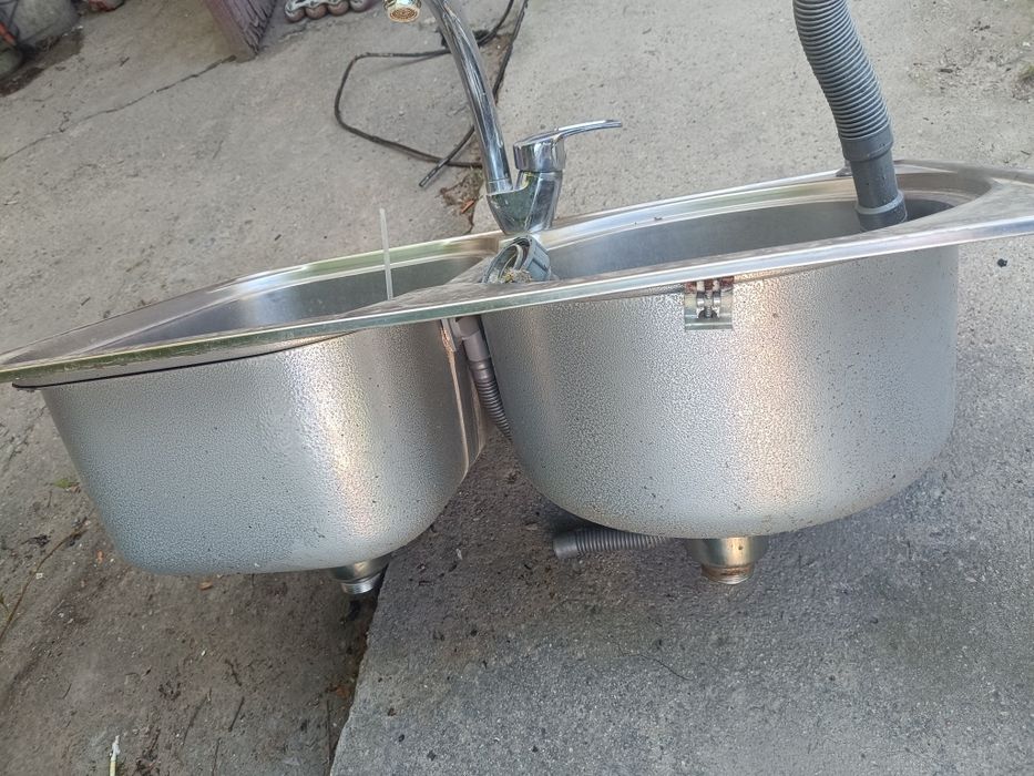 Продам мойку для кухни