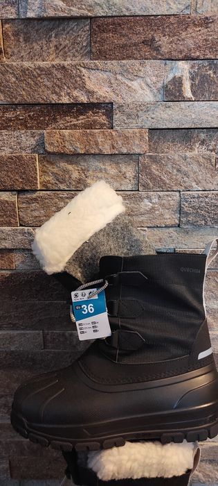 Детско юношески обувки ADIDAS QUECHUA