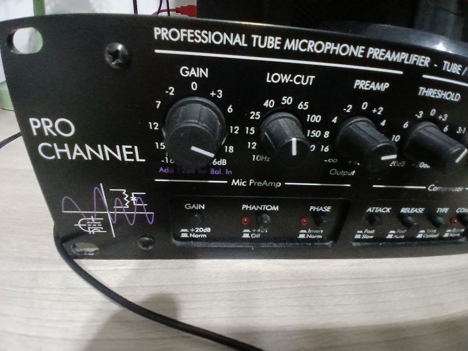 Микрофонный предусилитель ART PRO CHANNEL