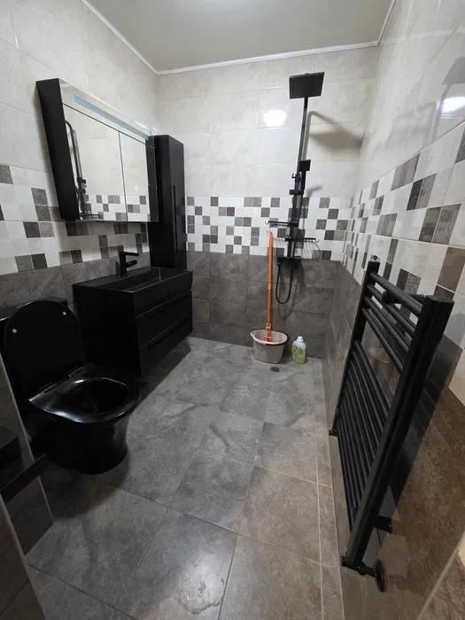 Тристаен апартамент в района на Кйсиева градина!