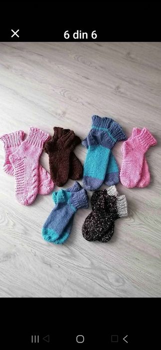 Ciorapi tricotati manual