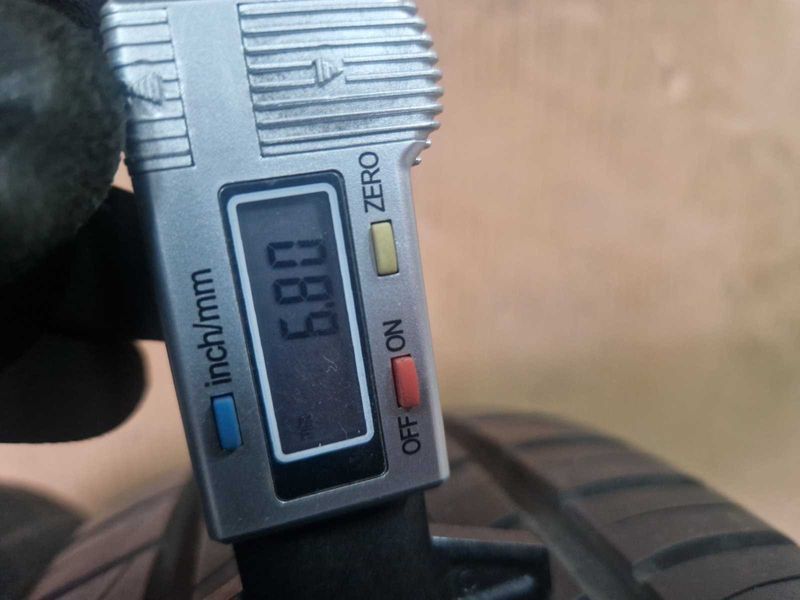 2 Pirelli R15 185/65
летни гуми DOT4819