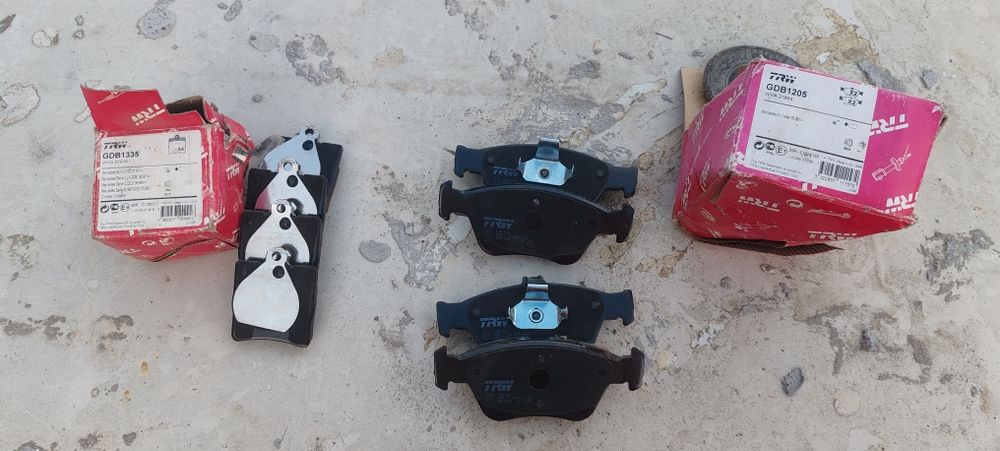 Lot piese mercedes w210 volan sport piele mahon lemn cotiera placute