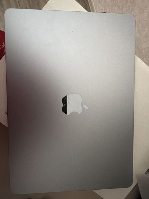 MacBook Air 13 2025
