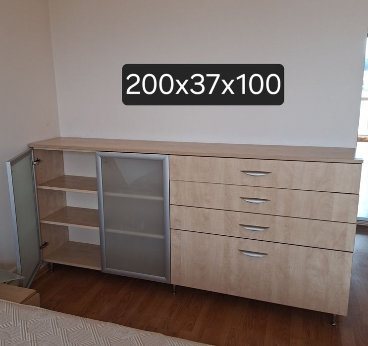 Comodă cu sertare si uși stare perfectă 400lei