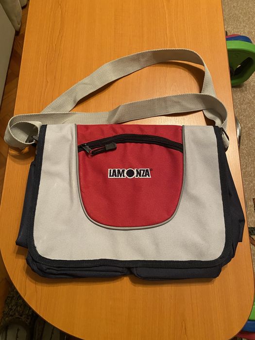 Geanta originala Lamonza stil postas sau pt laptop si tablete