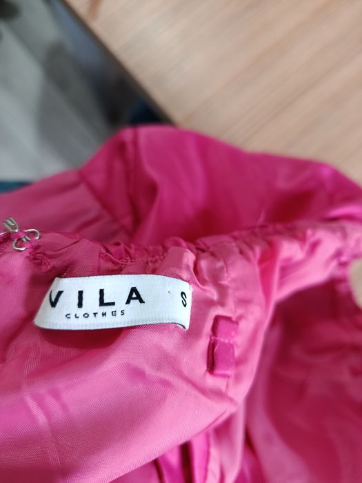 Rochiță Vila superbă roz bon bon de prințesă mărimea S 36