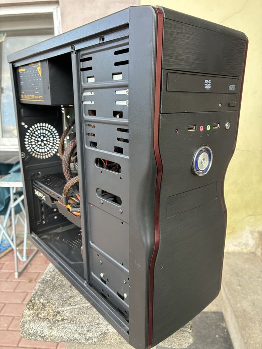 PC Gaming  – i5-2400 / RX 550 / 8 GB RAM / HDD 2 TB