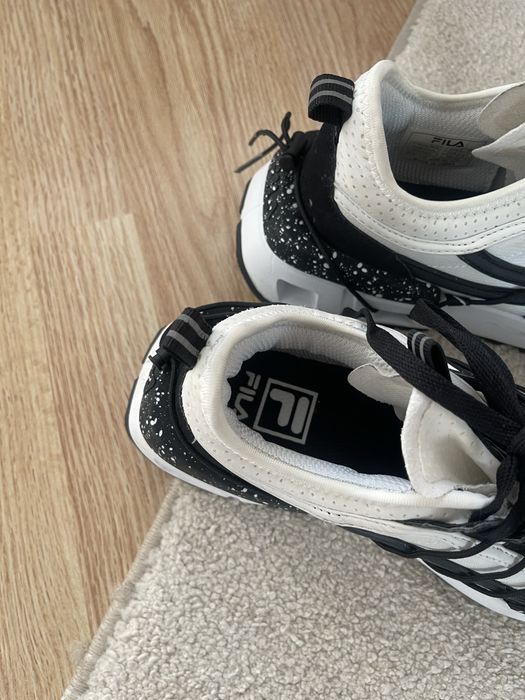 Сникърси FILA / wonen