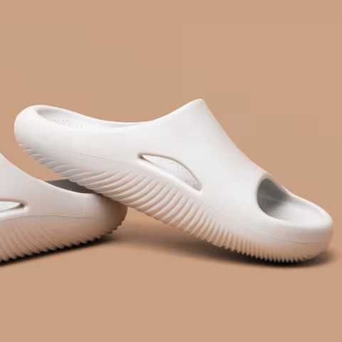 Unisex Тапки Crocs Mellow Recovery Slide (40 размер)