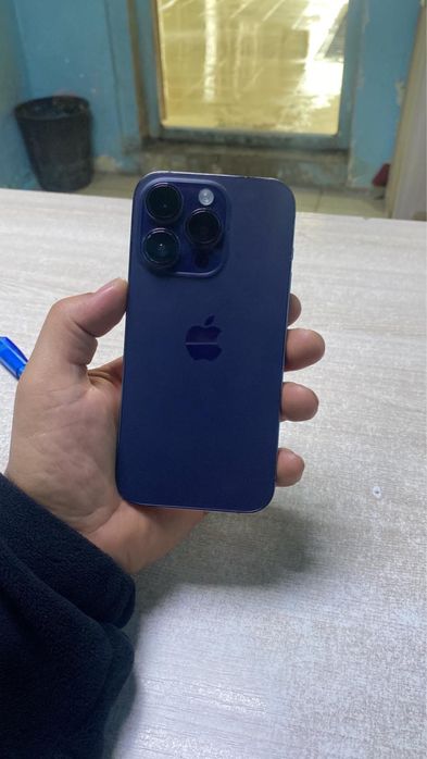 Продам Айфон 14 про 256гб