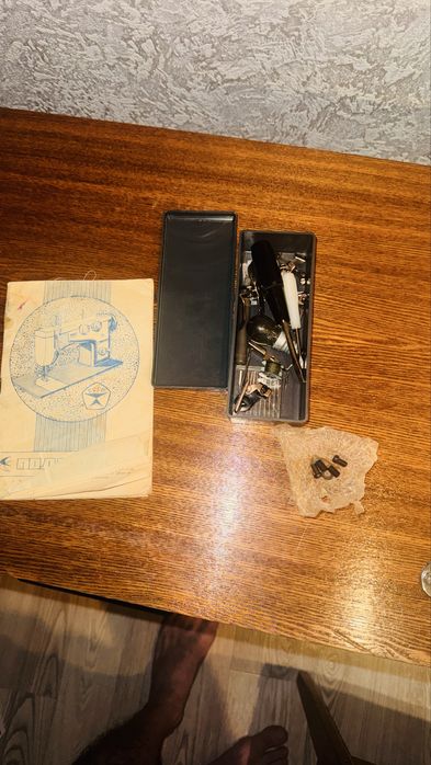 Швейная машина подольск 142