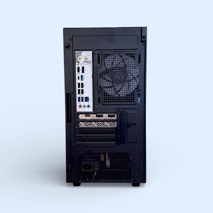 ТОП ЦЕНА! Получи за Коледа! R7 7700 / RX9060XT 16GB / 32 RAM