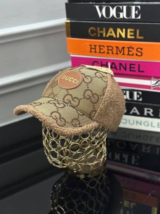 Шапка с козирка, унисекс