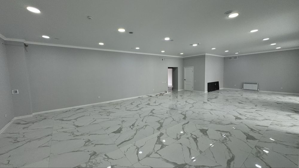 Сдаётся коммерческое помещение 250 м²