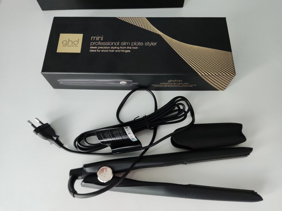 Placa de indreptat parul - profesionala GHD