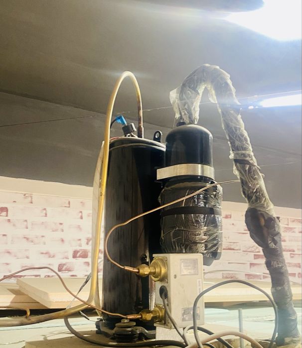 Халадельник сотилади срочьно!!!