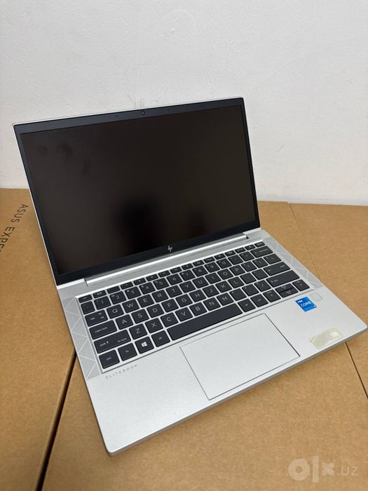 HP Elitebook/i5 11th Gen/8 gb ram/256 gb ssd/14,0 fhd ips