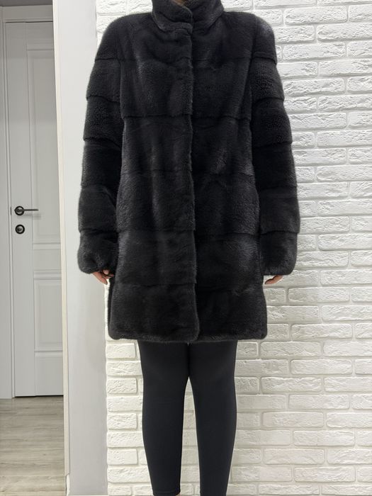 Пушистая норковая шуба