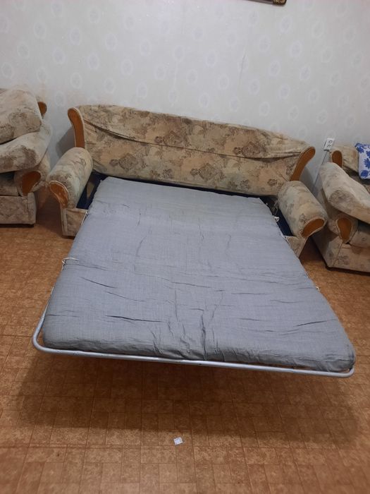 Диван и 2 кресла